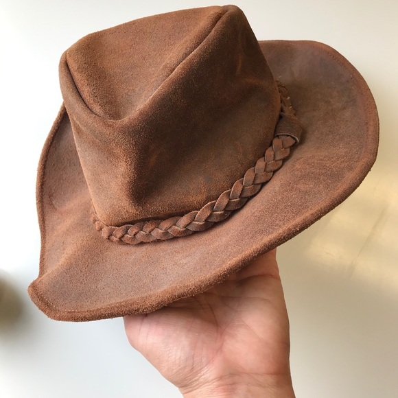 minnetonka leather hat